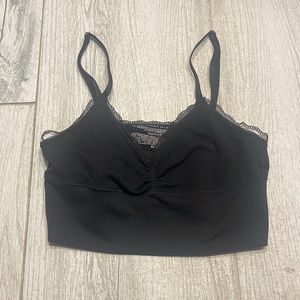 Victoria secret sports bra/ not thick